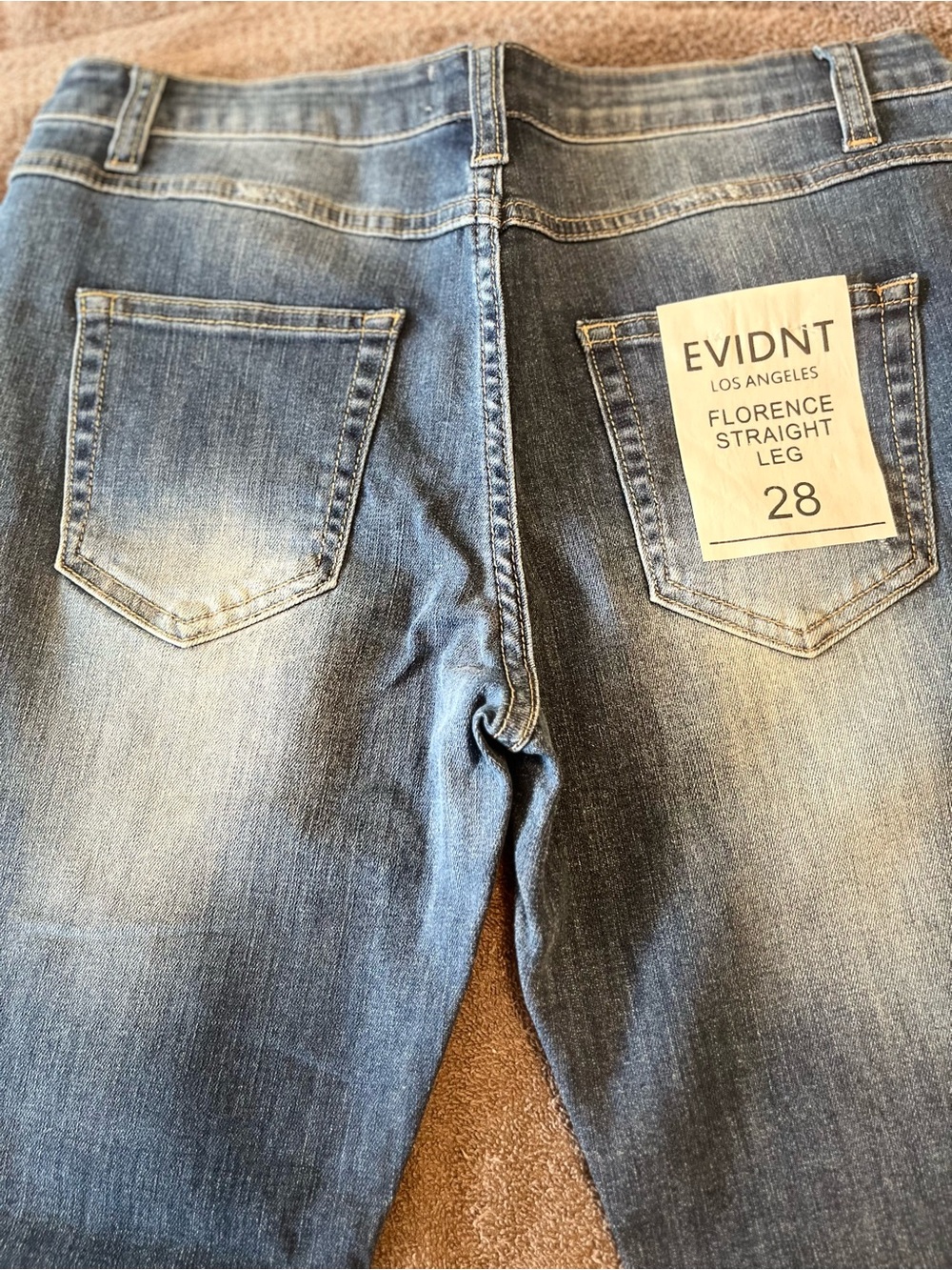 NWT EVIDNT Los Angeles
Florence Straight Leg Jeans Size 28 Distressed Crop - Picture 6 of 9